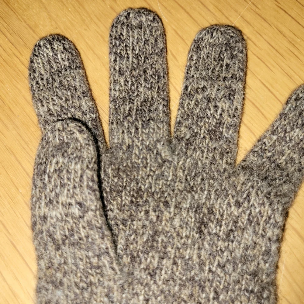 FENDI 80's Vintage Gloves - Picture 12 of 12